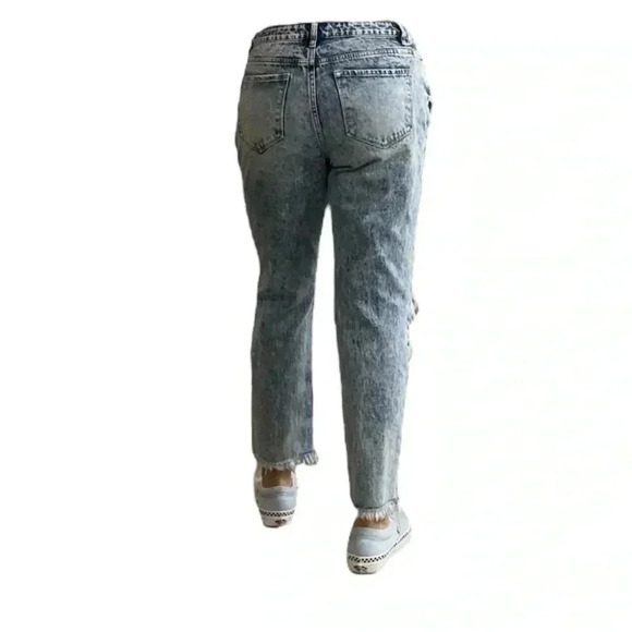 KanCan High Rise Distressed Frayed Hem Mom Jeans Acid Wash Women’s size 11/29 - Picture 4 of 15